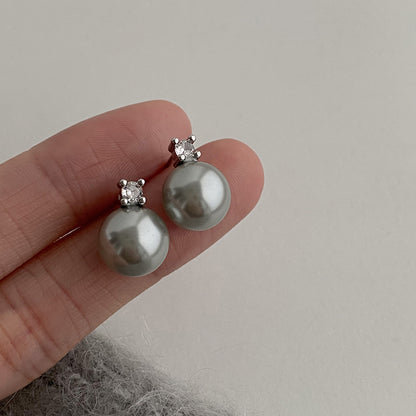 925 silver pearl stud earrings for women with a sense of high-class and elegant temperament