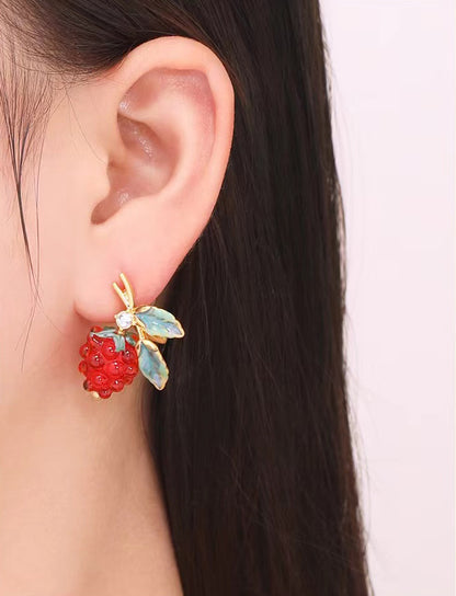 Mulberry ear stud