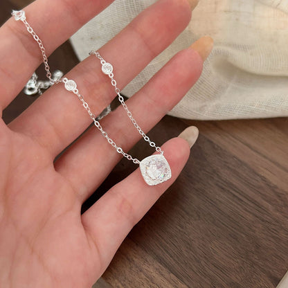 (Products in the video)S925 sterling silver small cube sugar necklace for women